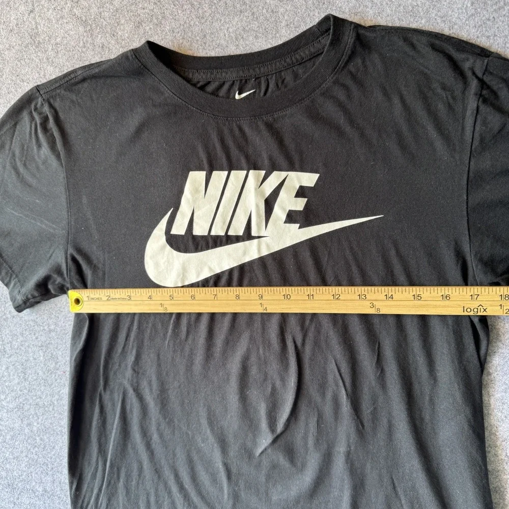 Nike Sportswear Futura Icon T-Shirt‎ Small Black Graphic Logo Cotton Tee